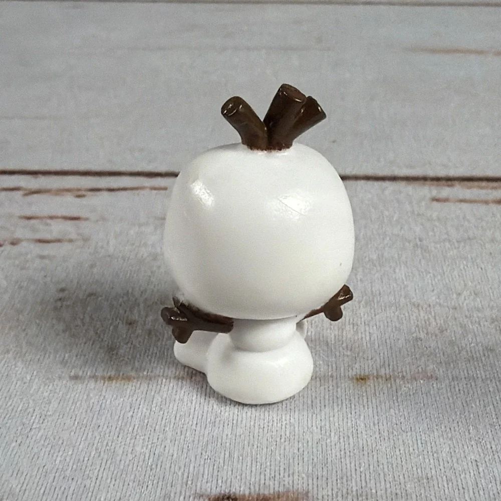 Olaf - Disney Doorables Series 7 Mini Figure Used
